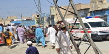 وانا بازار بم دھماکہ: 2 افراد جاں بحق، 8 زخمی، سیکیورٹی فورسز کا سرچ آپریشن جاری