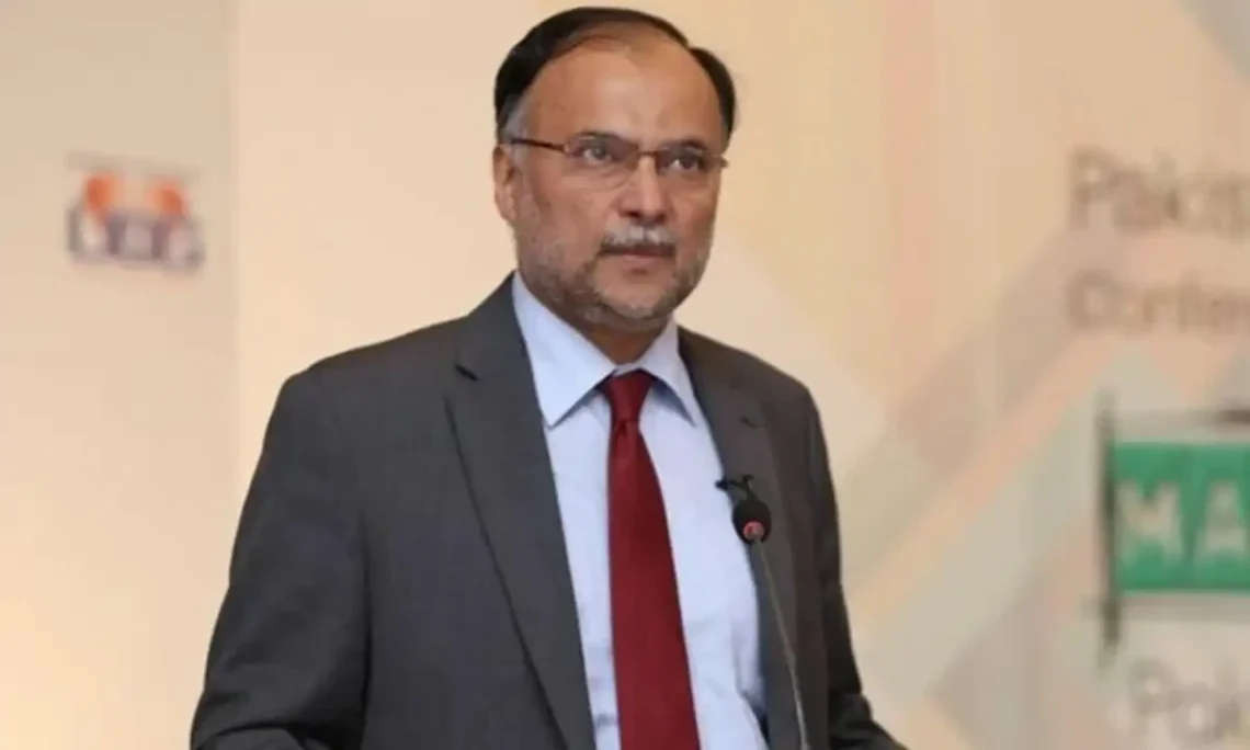 سی پیک کا دوسرا مرحلہ پاکستان اور چین کے تعلقات کو نئی بلندیوں تک پہنچائے گا، احسن اقبال