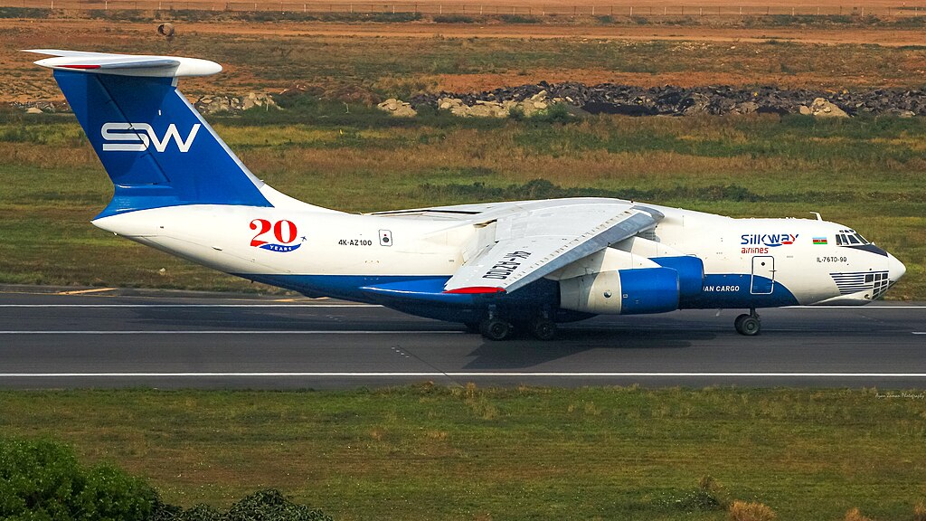 بھارت جانے والی غیر ملکی کارگو پرواز کی کراچی میں ہنگامی لینڈنگ، طیارہ بحفاظت اتار لیا گیا