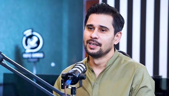 تابش ہاشمی کا بڑا پردے پر ڈیبیو، فہد مصطفیٰ اور ماہرہ خان کے ساتھ فلم میں جلوہ گر ہوں گے