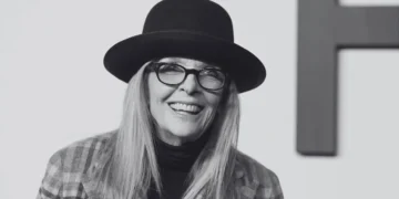 آسکر ایوارڈ یافتہ امریکی اداکارہ ڈائنا کیٹن 79 برس کی عمر میں انتقال کر گئیں