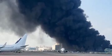 ڈھاکا ایئرپورٹ پر خوفناک آگ، ایک ارب ڈالر سے زائد کا نقصان