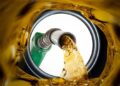 پاکستان میں پیٹرولیم مصنوعات کی قیمتوں میں کمی کا امکان، عوام کو ریلیف کی امید