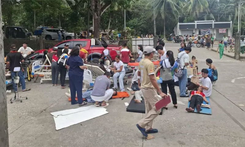جنوبی فلپائن میں 7.4 شدت کے زلزلے کے بعد سونامی وارننگ، ساحلی مکینوں کو محفوظ مقامات پر منتقل ہونے کی ہدایت