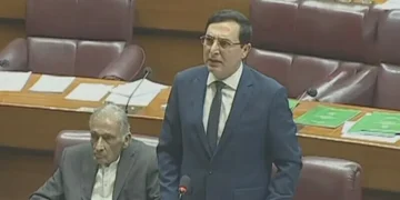 ستائیسویں آئینی ترمیم آئین کی روح کے منافی، وفاق کو خطرات لاحق ہیں — بیرسٹر گوہر