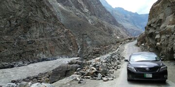 وادیٔ کاغان سے گلگت بلتستان سفر پر آئندہ گرمیوں تک مکمل پابندی، ضلعی انتظامیہ کا فیصلہ