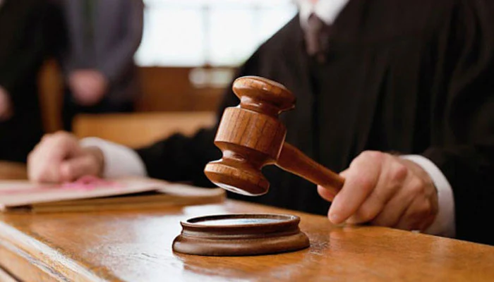 ستائیسویں ترمیم کے بعد کم از کم چار ہائیکورٹ ججز کے استعفے پر غور کی اطلاعات