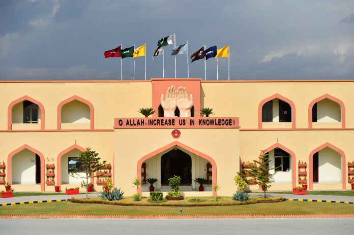 وانا کیڈٹ کالج پر حملہ ناکام، تمام خوارج مارے گئے، طلبا اور اساتذہ محفوظ