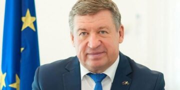 یورپی یونین کے نئے سفیر کا بیان:  عمران خان کی رہائی کا فیصلہ عدالتوں کا اختیار ہے