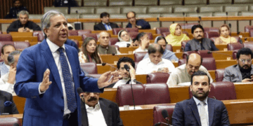 آئینی ستائیسویں ترمیم بل قومی اسمبلی میں پیش، وفاقی آئینی عدالت سمیت اہم ترامیم شامل