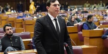 مرد آہن جب جیل سے نکلا تو یہ عدالتیں ختم کردیں گے: چیئرمین پی ٹی آئی