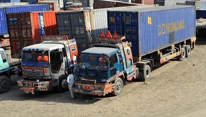 گڈز ٹرانسپورٹ ہڑتال سے صنعتوں کو خام مال کی فراہمی معطل، اربوں روپے کے نقصان کا خدشہ