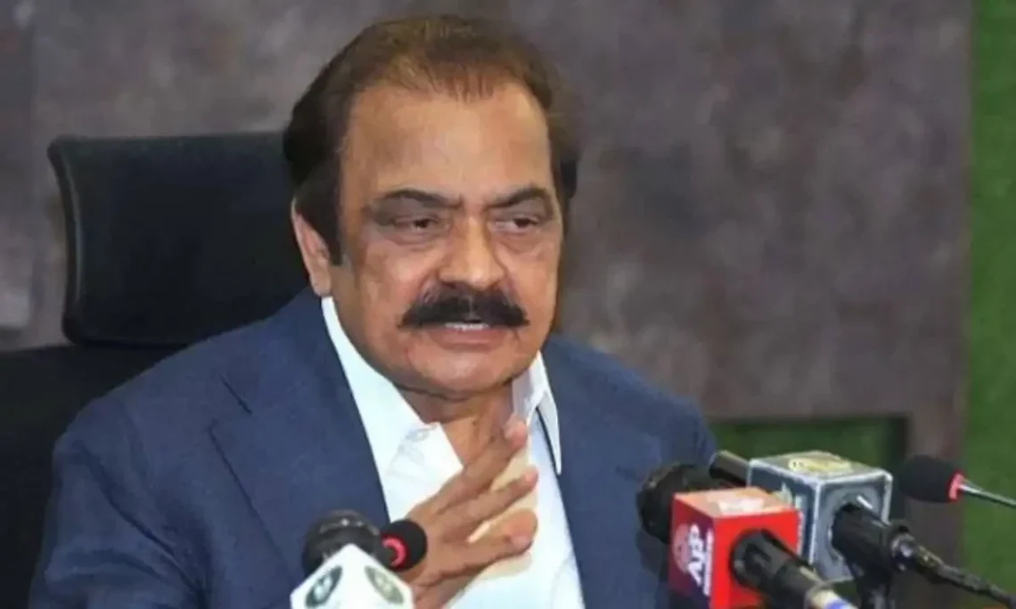 رانا ثنا اللہ کا تحریک انصاف سے متعلق مؤقف، مذاکرات کے مواقع اور احتجاجی سیاست پر سخت تنقید