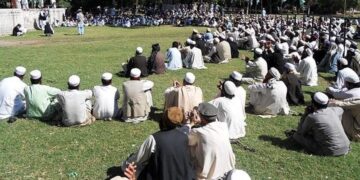 ڈی جی خان،ہاتھ پر گرم لوہا، قبائلی رسم کے تحت شہری پر جرم ثابت، جرگے کا علاقہ بدر کرنیکا حکم