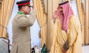 فیلڈ مارشل سید عاصم منیر کو اعلیٰ ترین سعودی میڈل سے نواز دیا گیا &mdash; پاک الرٹس: سنسنی نہیں، صرف خبر‫‬ - PakAlerts.net &mdash; قابل اعتماد ڈیجیٹل نیوز پلیٹ فارم عالمی امور، تازہ ترین خبریں, سیاست, ٹیکنالوجی، کھیل، معیشت، تفریح، صحت، تعلیم، اور بہت کچھ ایک جگہ پر۔