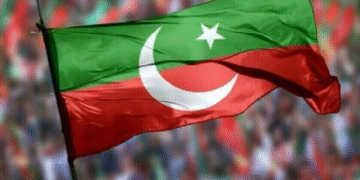 پی ٹی آئی قیادت کو سخت پیغام: فوج اور اعلیٰ عسکری قیادت کے خلاف تنقید ہرگز برداشت نہیں ہوگی