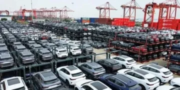 حکومت کا استعمال شدہ گاڑیوں کی درآمدی اسکیم میں بڑی تبدیلی پر غور، بیگیج اسکیم ختم کرنے کی تجویز