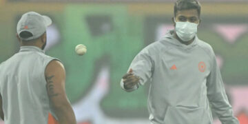 لکھنؤ میں دھند کے باعث ٹی ٹوئنٹی میچ ختم، شائقین کا احتجاج اور رقم واپسی کا مطالبہ