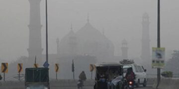 دنیا کے آلودہ ترین شہروں میں لاہور بدستور سرفہرست، مختلف شہروں کی فضا مضرِ صحت قرار