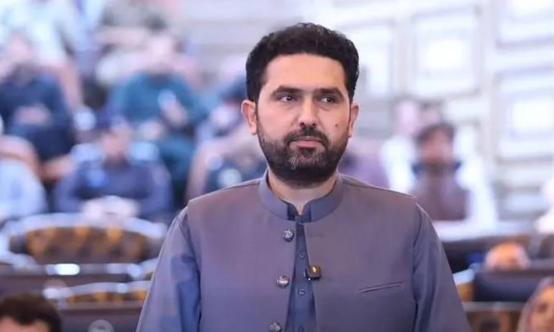 خیبر پختونخوا کے وزیرِاعلیٰ سہیل آفریدی کو اشتہاری قرار دینے کی کارروائی کا باضابطہ آغاز