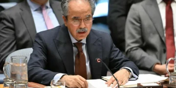 بھارتی جارحیت کے جواب میں پاکستان نے اقوامِ متحدہ منشور کے تحت حقِ دفاع استعمال کیا: عاصم افتخار