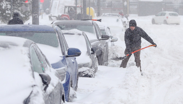 روس کے جزیرہ نما کامچاتکا میں برف باری کا 60 سالہ ریکارڈ ٹوٹ گیا