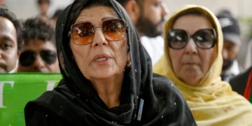 عمران خان کو ٹارچر کے لیے قیدِ تنہائی میں رکھا گیا ہے، علیمہ خان کا الزام