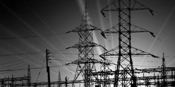 رواں مالی سال کے پہلے پانچ ماہ میں پاور سیکٹر کے سرکلر ڈیٹ میں 223 ارب روپے کا اضافہ