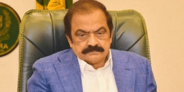 افغانستان کو دہشت گردوں اور پاکستان میں سے ایک کا انتخاب کرنے کا پیغام دیا تھا، نہ سمجھنے پر ردعمل دیا گیا: رانا ثنااللہ