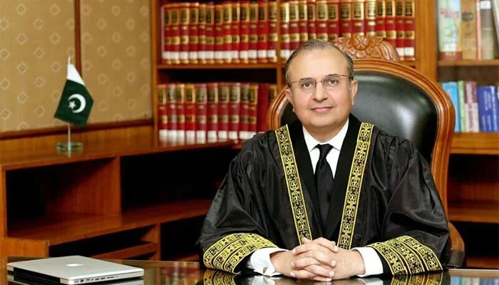 سابق جج سپریم کورٹ جسٹس منصور علی شاہ لمز کے شعبۂ قانون سے وابستہ ہو گئے