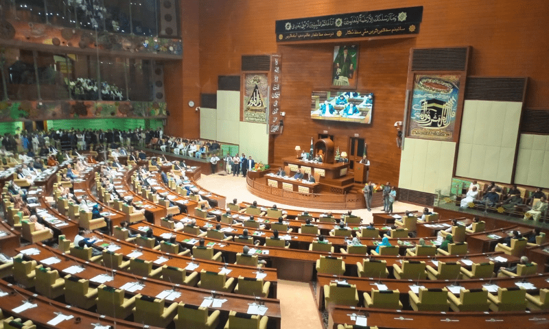 سندھ اسمبلی نے شراب کی فروخت پر پابندی کی قرارداد مسترد کر دی