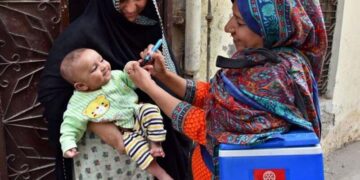 قومی انسدادِ پولیو مہم 2026 پانچویں روز میں داخل، چار دن میں 4 کروڑ 22 لاکھ سے زائد بچوں کو قطرے پلائے جا چکے