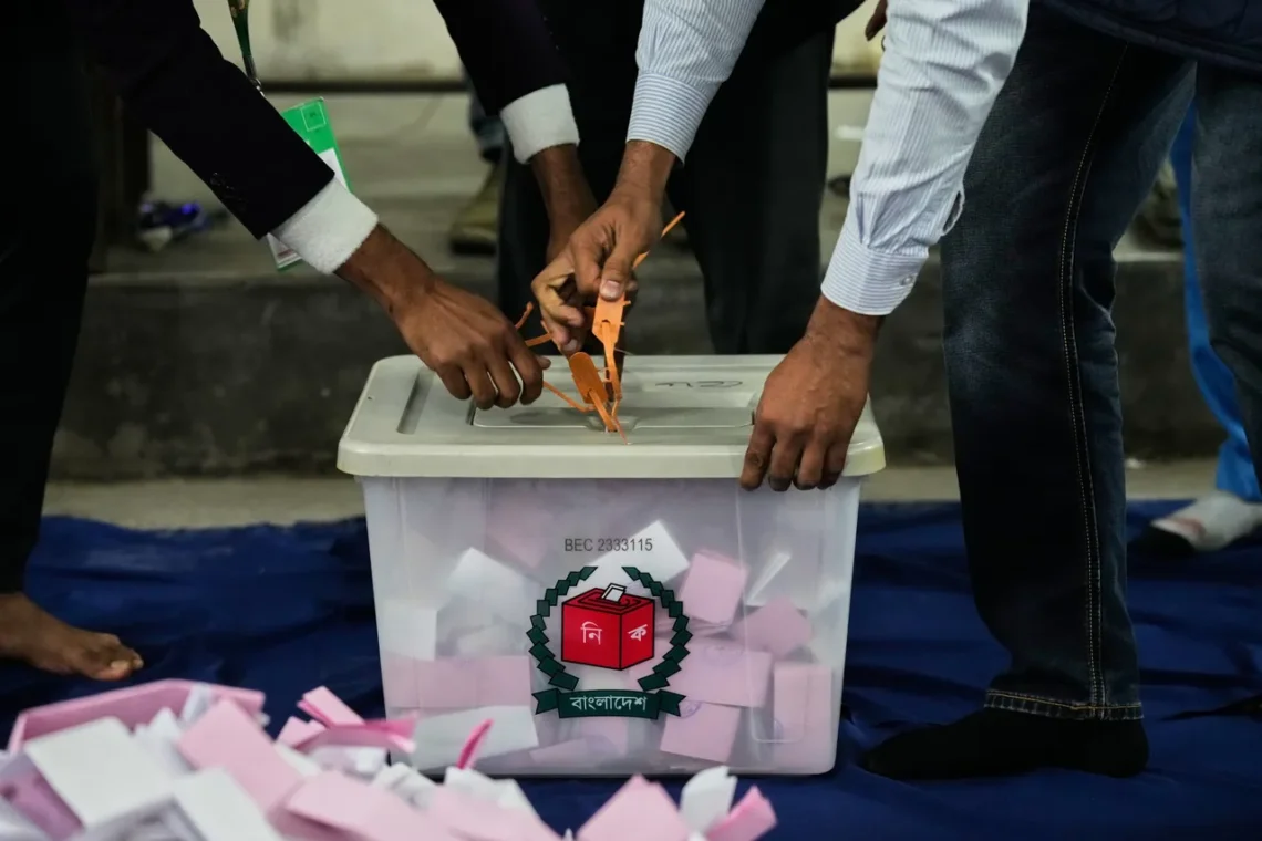 بنگلادیش میں عام انتخابات کے ساتھ قومی ریفرنڈم، 67 فیصد ووٹرز نے اصلاحات کی حمایت کردی