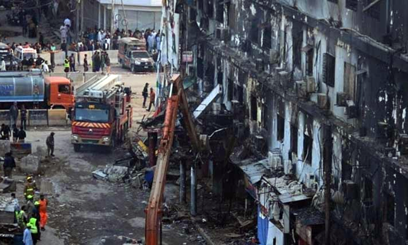 سانحہ گل پلازہ کی تحقیقات، کمیشن کا ڈی جی ایس بی سی اے کو 47 سوالات پر مشتمل سوالنامہ جاری