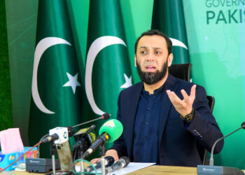 بجٹ میں تنخواہ دار طبقے، برآمد کنندگان اور کاروباری شعبے کو بڑا ریلیف دیا گیا، عطا اللہ تارڑ — پاک الرٹس: سنسنی نہیں، صرف خبر - PakAlerts.net — قابل اعتماد ڈیجیٹل نیوز پلیٹ فارم عالمی امور، تازہ ترین خبریں, سیاست, ٹیکنالوجی، کھیل، معیشت، تفریح، صحت، تعلیم، اور بہت کچھ ایک جگہ پر۔ پی ٹی آئی سے ڈیل کی خبریں بے بنیاد ہیں، نہ کوئی ڈیل ہے نہ ڈھیل: عطا تارڑ