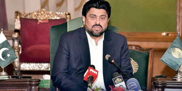 پاکستان ترقی کی منازل طے کر رہا ہے، اب کوئی ہمیں روک نہیں سکتا، گورنر سندھ