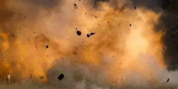 ڈھاکا کے ضلع گوپال گنج میں پولنگ اسٹیشن پر دستی بم دھماکا، 3 افراد زخمی