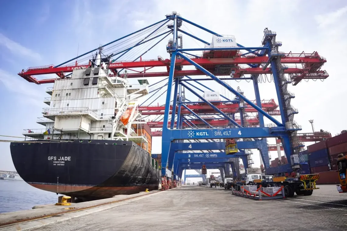 کراچی پورٹ سے متحدہ عرب امارات کے لیے نئی فیڈر شپنگ سروس کا آغاز