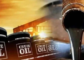 عالمی منڈی میں خام تیل کی قیمتیں 2 ہفتوں کی بلند ترین سطح پر پہنچ گئیں