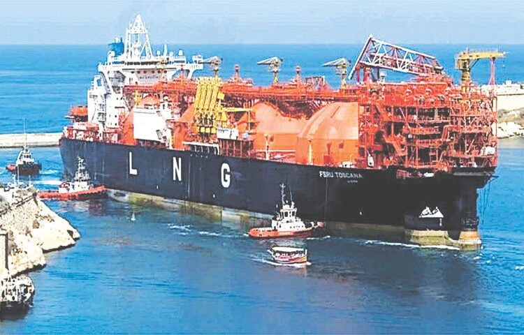 ایل این جی کی فوری خریداری کا فیصلہ، 3 کارگوز کیلئے عالمی بولیاں طلب