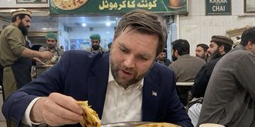 امریکی نائب صدر جے ڈی وینس کے دورہ پاکستان پر سوشل میڈیا میمز کی بھرمار