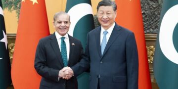 چینی صدر شی جن پنگ کی مشرق وسطیٰ میں امن کیلئے پاکستان کے کردار کی تعریف، وزیراعظم شہباز شریف سے اہم ملاقات — پاک الرٹس: سنسنی نہیں، صرف خبر - PakAlerts.net — قابل اعتماد ڈیجیٹل نیوز پلیٹ فارم عالمی امور، تازہ ترین خبریں, سیاست, ٹیکنالوجی، کھیل، معیشت، تفریح، صحت، تعلیم، اور بہت کچھ ایک جگہ پر۔ چینی صدر شی جن پنگ کی مشرق وسطیٰ میں امن کیلئے پاکستان کے کردار کی تعریف، وزیراعظم شہباز شریف سے اہم ملاقات
