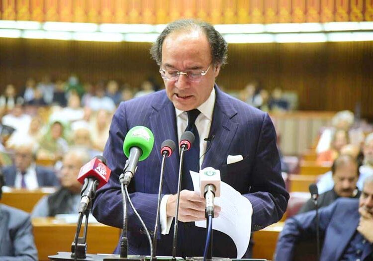 آج 17 ہزار ارب روپے کا وفاقی بجٹ پیش ہوگا، تنخواہوں اور پنشن میں اضافے کا امکان — پاک الرٹس: سنسنی نہیں، صرف خبر - PakAlerts.net — قابل اعتماد ڈیجیٹل نیوز پلیٹ فارم عالمی امور، تازہ ترین خبریں, سیاست, ٹیکنالوجی، کھیل، معیشت، تفریح، صحت، تعلیم، اور بہت کچھ ایک جگہ پر۔ آج 17 ہزار ارب روپے کا وفاقی بجٹ پیش ہوگا، تنخواہوں اور پنشن میں اضافے کا امکان