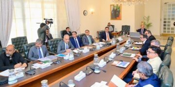 خسارے میں چلنے والے سرکاری اداروں کی نجکاری حکومت کی اولین ترجیح ہے، وزیراعظم