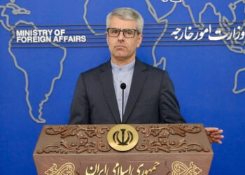 ایران اور امریکا کے درمیان مفاہمتی یادداشت کا حتمی متن طے، عملدرآمد کیلئے فوری مذاکرات شروع ہوں گے — پاک الرٹس: سنسنی نہیں، صرف خبر - PakAlerts.net — قابل اعتماد ڈیجیٹل نیوز پلیٹ فارم عالمی امور، تازہ ترین خبریں, سیاست, ٹیکنالوجی، کھیل، معیشت، تفریح، صحت، تعلیم، اور بہت کچھ ایک جگہ پر۔ ایران اور امریکا کے درمیان مفاہمتی یادداشت کا حتمی متن طے، عملدرآمد کیلئے فوری مذاکرات شروع ہوں گے