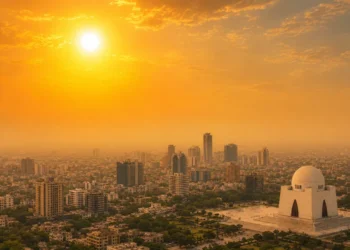 کراچی میں شدید گرمی اور حبس برقرار، درجہ حرارت 41 ڈگری تک جانے کا امکان — پاک الرٹس: سنسنی نہیں، صرف خبر - PakAlerts.net — قابل اعتماد ڈیجیٹل نیوز پلیٹ فارم عالمی امور، تازہ ترین خبریں, سیاست, ٹیکنالوجی، کھیل، معیشت، تفریح، صحت، تعلیم، اور بہت کچھ ایک جگہ پر۔ کراچی میں شدید گرمی اور حبس برقرار، درجہ حرارت 41 ڈگری تک جانے کا امکان