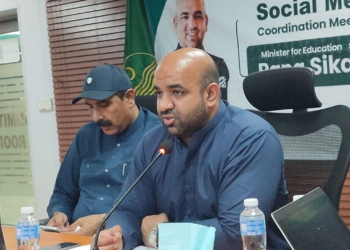 پنجاب کے وزیر تعلیم رانا سکندر حیات کا سرکاری اسکولوں میں خود تدریس کرنے کا اعلان