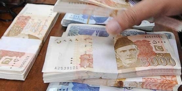 آئینی ترمیم کے باوجود 2027 کے بعد بھی کھربوں کی سودی ادائیگیاں جاری رہیں گی