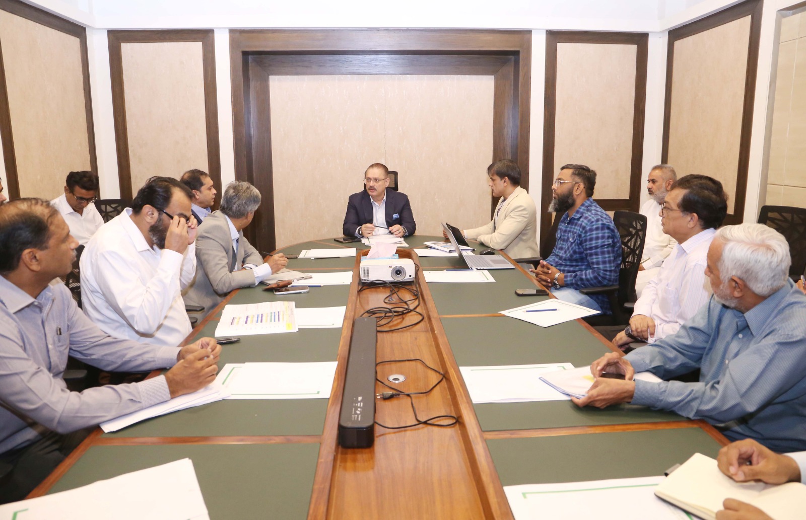 کراچی: ٹریفک کے دباؤ میں کمی کے لیے یونیورسٹی روڈ کی مکسڈ ٹریفک لین جلد کھولنے کا فیصلہ — پاک الرٹس: سنسنی نہیں، صرف خبر - PakAlerts.net — قابل اعتماد ڈیجیٹل نیوز پلیٹ فارم عالمی امور، تازہ ترین خبریں, سیاست, ٹیکنالوجی، کھیل، معیشت، تفریح، صحت، تعلیم، اور بہت کچھ ایک جگہ پر۔ کراچی: ٹریفک کے دباؤ میں کمی کے لیے یونیورسٹی روڈ کی مکسڈ ٹریفک لین جلد کھولنے کا فیصلہ
