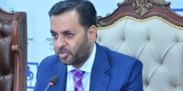 مصطفیٰ کمال کا دعویٰ، وسیم اختر کو گورنر سندھ بننے سے خالد مقبول صدیقی نے روکا — پاک الرٹس: سنسنی نہیں، صرف خبر - PakAlerts.net — قابل اعتماد ڈیجیٹل نیوز پلیٹ فارم عالمی امور، تازہ ترین خبریں, سیاست, ٹیکنالوجی، کھیل، معیشت، تفریح، صحت، تعلیم، اور بہت کچھ ایک جگہ پر۔ مصطفیٰ کمال کا دعویٰ، وسیم اختر کو گورنر سندھ بننے سے خالد مقبول صدیقی نے روکا